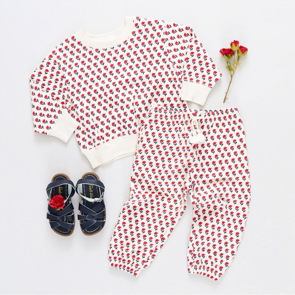 Girls 8y Pink Chicken Sweatsuit Red & Navy Blue Floral